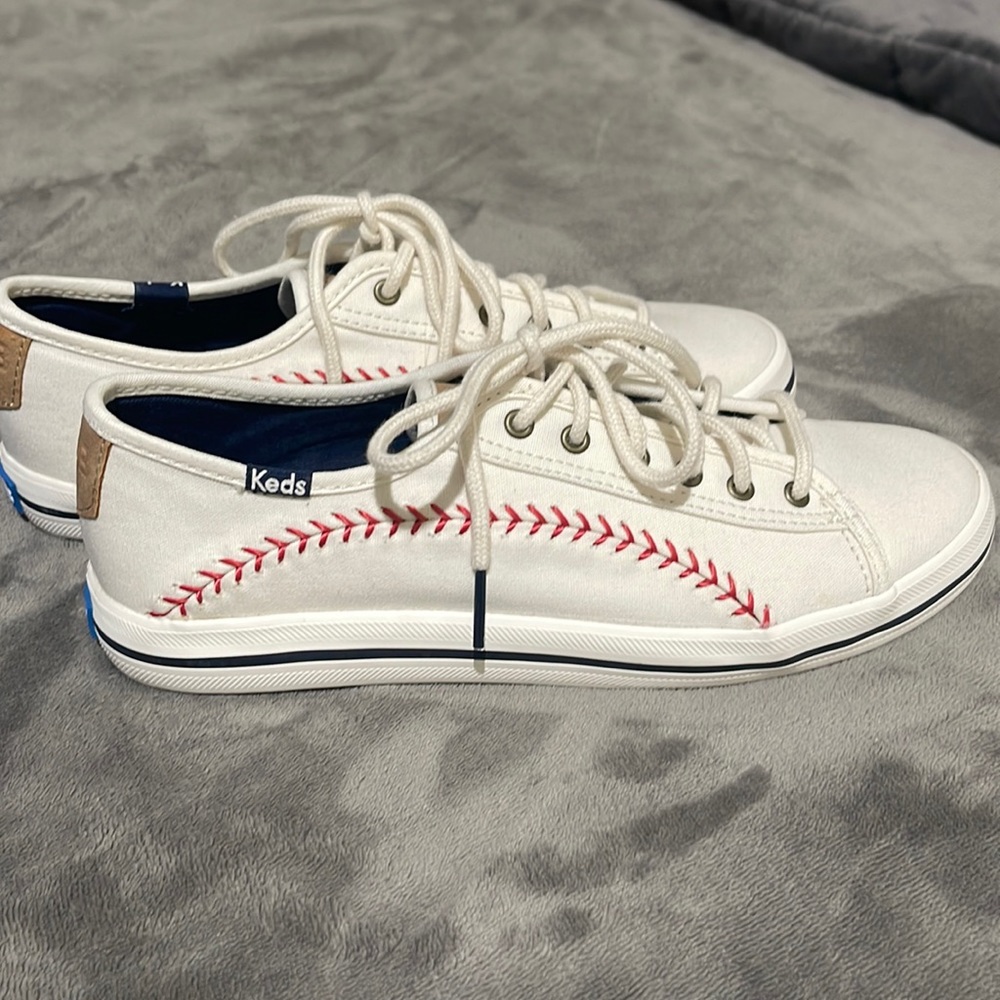 Keds Women’s MLB Casual Sneakers, Size 7